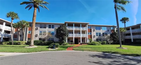 3125 36th St N #304, Saint Petersburg, FL 33713