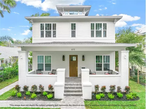 466 33rd Ave N, Saint Petersburg, FL 33704