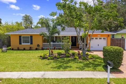 1649 San Roy Dr, Dunedin, FL 34698