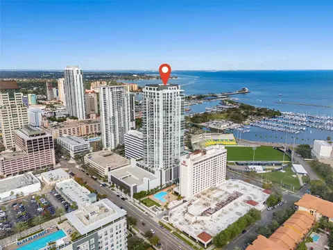 301 1st St S #805, Saint Petersburg, FL 33701