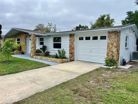 2129 Shannon Dr, Holiday, FL 34690
