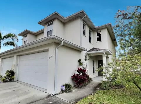 6507 98th Ave N #21, Pinellas Park, FL 33782