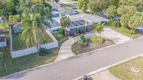 1950 45th St N, Saint Petersburg, FL 33713