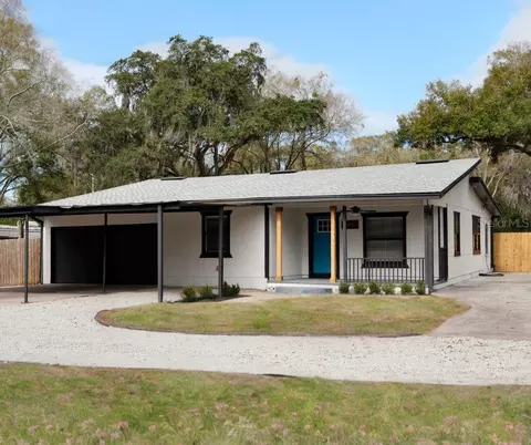 20951 Leonard Rd, Lutz, FL 33558