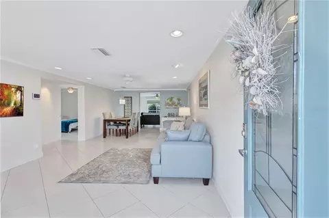 16110 3rd St E, Redington Beach, FL 33708 photo 5