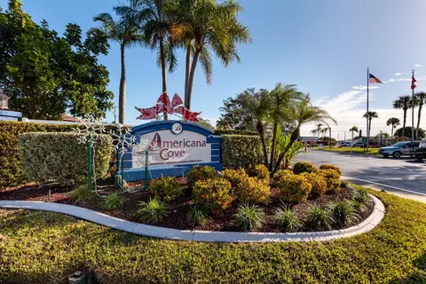 356 Mount Saxon Ave NE #317, Saint Petersburg, FL 33702
