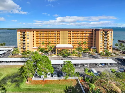 9 Haig Pl #802, Dunedin, FL 34698