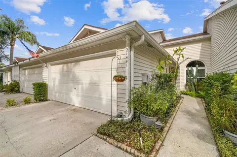 21441 Clubside Loop, Lutz, FL 33549