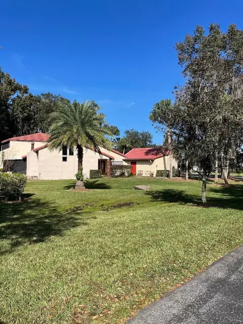 604 Waterwood Dr, Yalaha, FL 34797