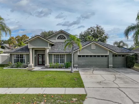 4625 Oak River Cir, Valrico, FL 33596