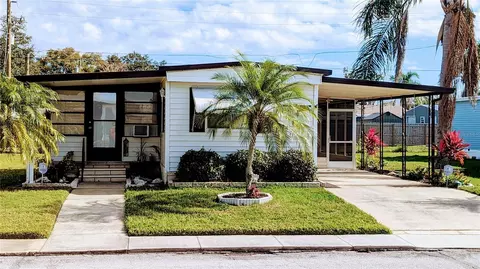 3318 Lanark Dr, Holiday, FL 34690