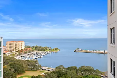300 Beach Dr NE #1901, Saint Petersburg, FL 33701