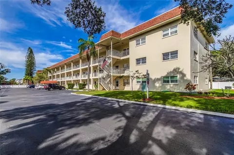 4000 3rd St N #203, Saint Petersburg, FL 33703
