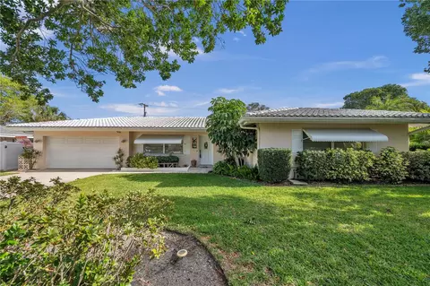 12853 Indian Rocks Rd, Largo, FL 33774