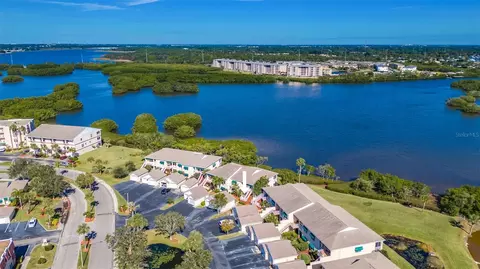6533 99th Way N #19D, Saint Petersburg, FL 33708