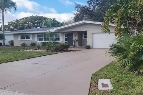 1512 Gladys Cir, Dunedin, FL 34698