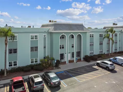 1706 Belleair Forest Dr #334, Belleair, FL 33756