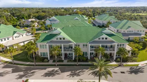 5 Palm Ter, Belleair, FL 33756
