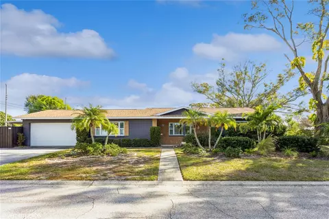 1505 39th St N, Saint Petersburg, FL 33713