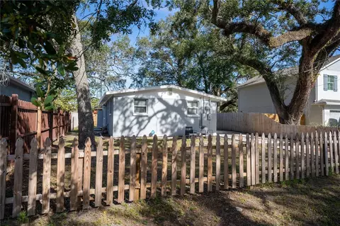 2920 Lindell Ave, Tampa, FL 33610