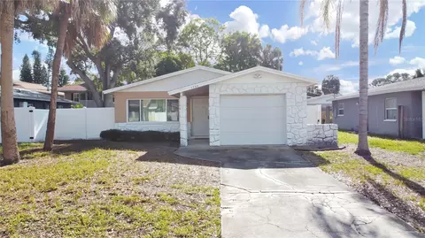 1750 Montana Ave NE, Saint Petersburg, FL 33703
