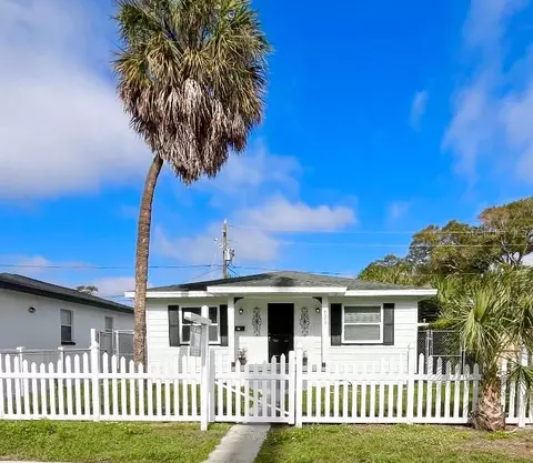 4813 1st Ave S, Saint Petersburg, FL 33711