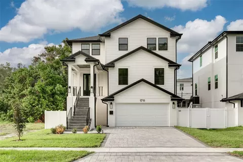 1711 Massachusetts Ave NE, Saint Petersburg, FL 33703