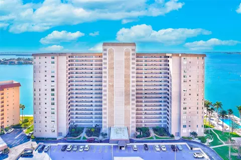 5200 Brittany Dr S #1301, Saint Petersburg, FL 33715