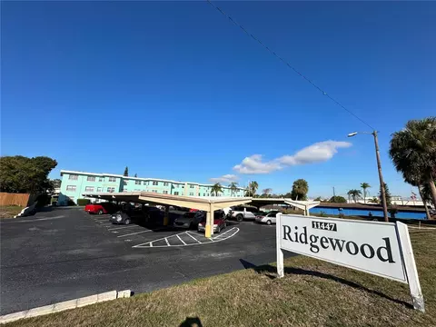11447 Park Blvd #313, Seminole, FL 33772