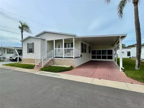 34128 Oak Dr N, Pinellas Park, FL 33781