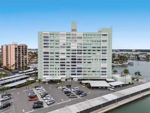 31 Island Way #1406, Clearwater Beach, FL 33767