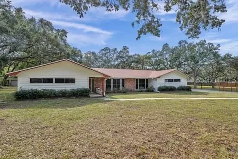 2219 Ranchette Ln, Dunedin, FL 34698