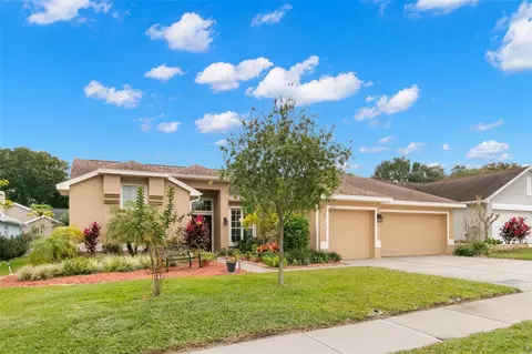 2721 Windsong Cir, Palm Harbor, FL 34684