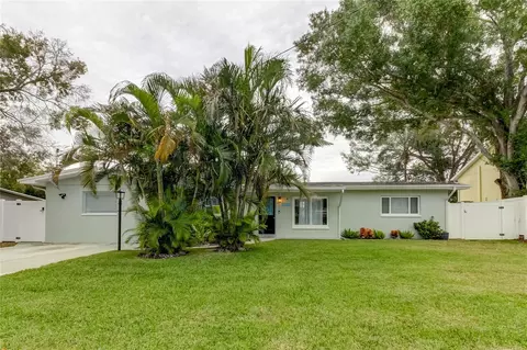 339 Shore Dr E, Oldsmar, FL 34677