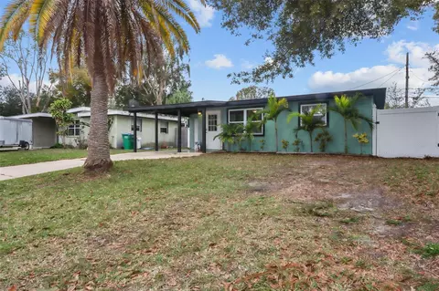 11950 102nd St, Largo, FL 33773