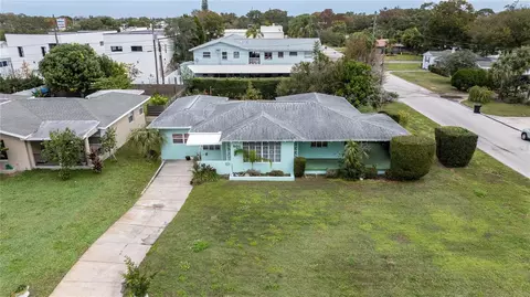 301 30th Ave N, Saint Petersburg, FL 33704