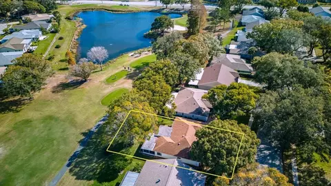 1297 Gillespie Dr N, Palm Harbor, FL 34684