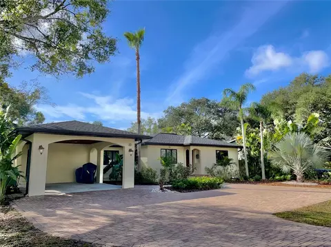 2812 Sanders Dr, Tampa, FL 33611