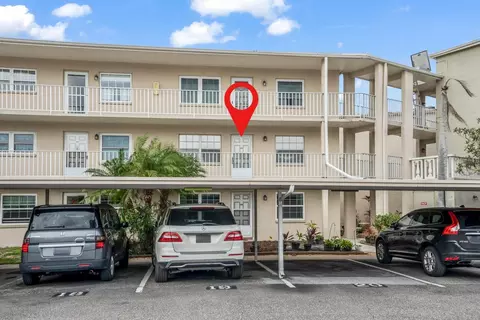 948 Virginia St #206, Dunedin, FL 34698