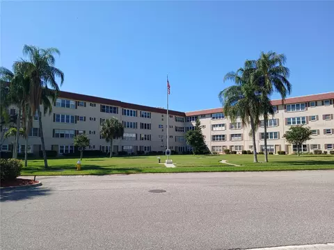 9950 62nd Ter N #217, Saint Petersburg, FL 33708