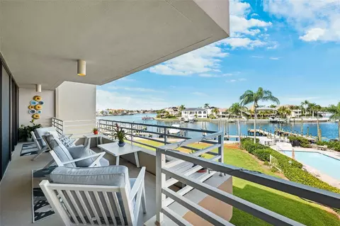 2795 Kipps Colony Dr #205, Gulfport, FL 33707