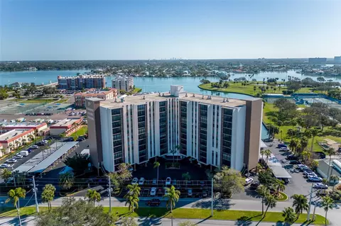 10355 Paradise Blvd #1012, Treasure Island, FL 33706