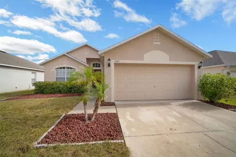 1405 Alhambra Crest Dr, Ruskin, FL 33570