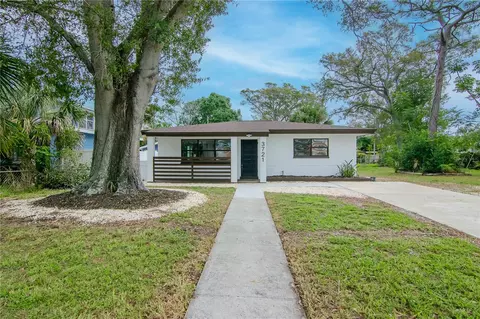 3721 38th St N, Saint Petersburg, FL 33713
