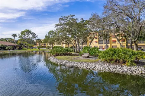 5817 Park St N #412, Saint Petersburg, FL 33709