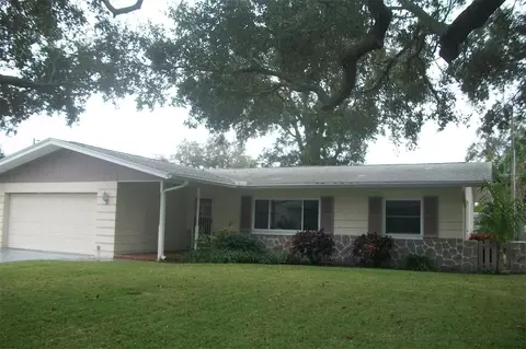13448 Periwinkle Ave, Seminole, FL 33776