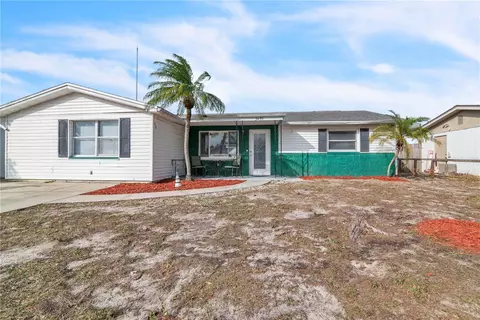 3055 Huntington Rd, Holiday, FL 34691