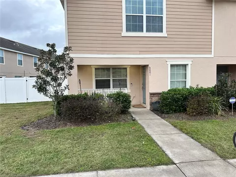 5001 Cactus Needle Ln, Wesley Chapel, FL 33544