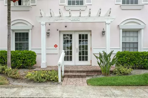4834 Beach Dr SE #F, Saint Petersburg, FL 33705