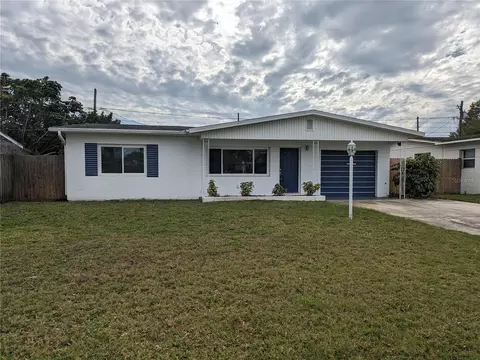 8356 75th Ave, Seminole, FL 33777